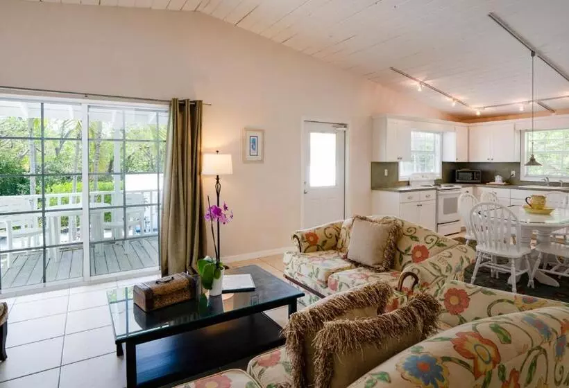 ３ベッドルームハウス, Pines & Palms Resort