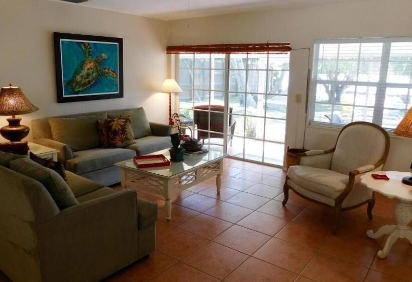 منزل غرفة نوم واحدة, Pines & Palms Resort