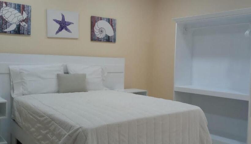 اتاق استاندارد یک نفره, Apartahotel Macadana