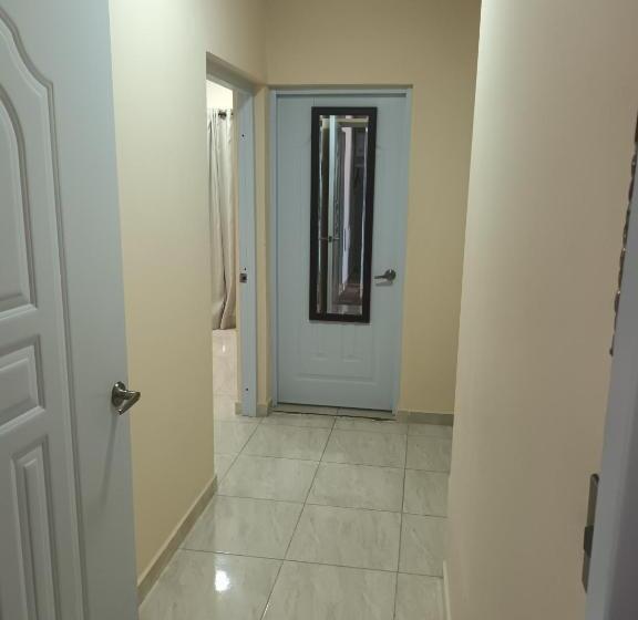 اتاق لوکس یک تخته, Apartahotel Macadana