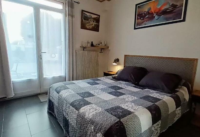 Номер Стандарт, Le Clos Des Passiflores   Chambres Et Table D Hôtes