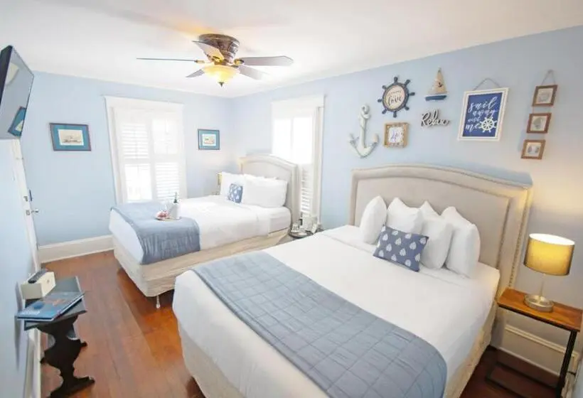 デラックスルーム, Hemingway House Bed And Breakfast