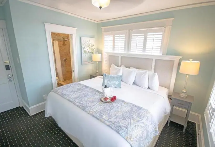 キングサイズベッドのスタンダードルーム, Hemingway House Bed And Breakfast