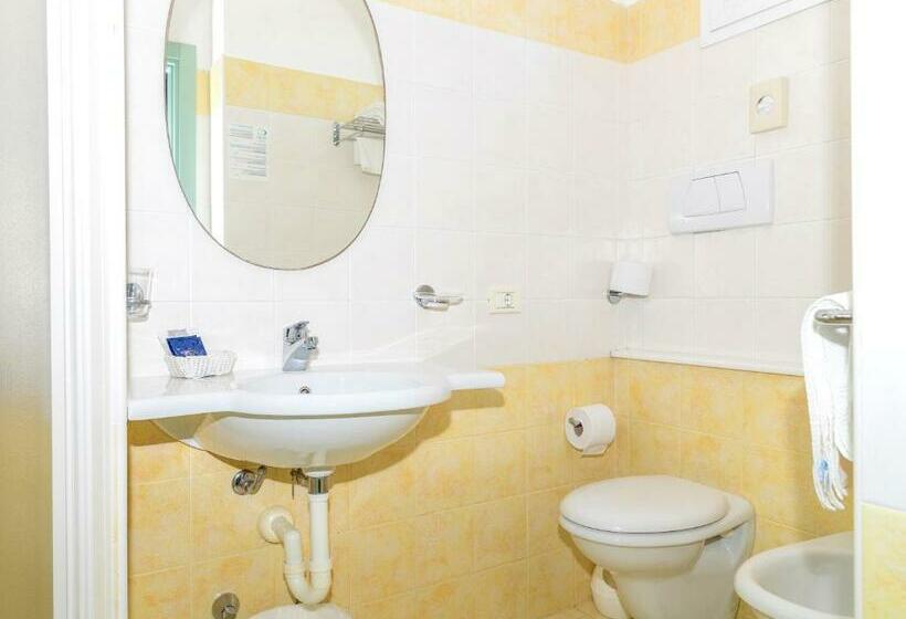 חדר סטנדרט עם מרפסת, Caravel B&b