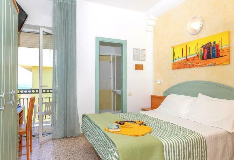 חדר סטנדרט עם מרפסת, Caravel B&b