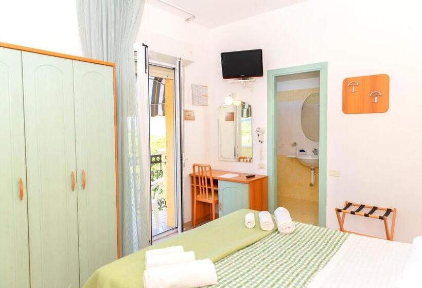 标准间带阳台, Caravel B&b