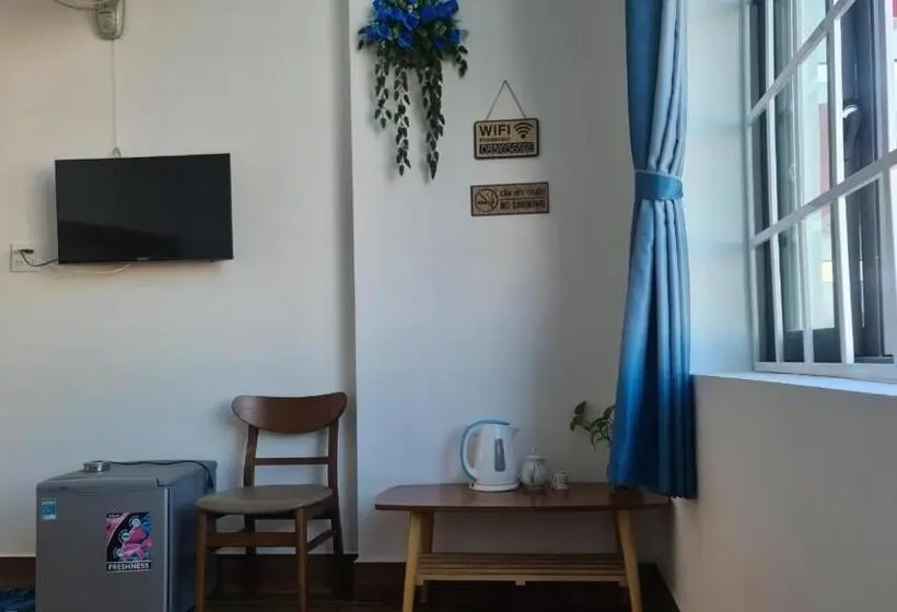 اتاق لوکس, Lại Nguyễn Boutique