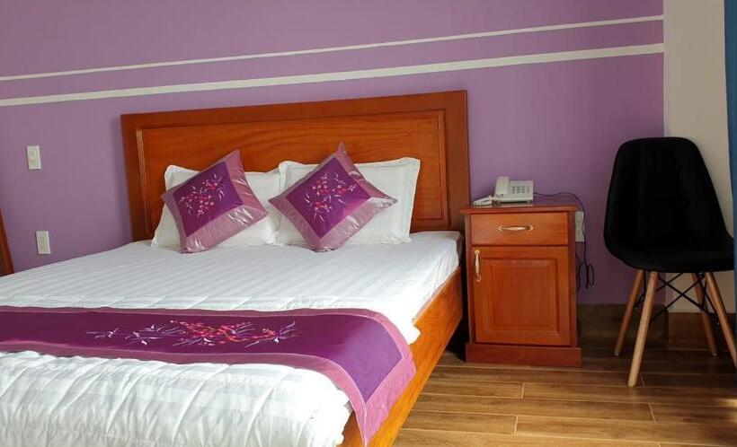 اتاق استاندارد با بالکن, Lại Nguyễn Boutique