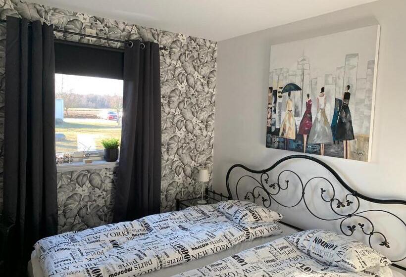 חדר סטנדרט, 4hearts B&b