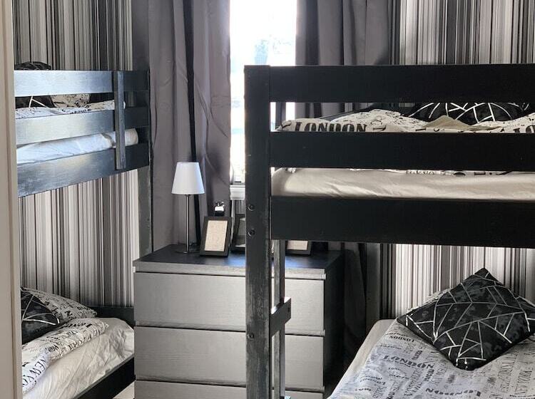 Четырехместный Номер Стандарт, 4hearts B&b