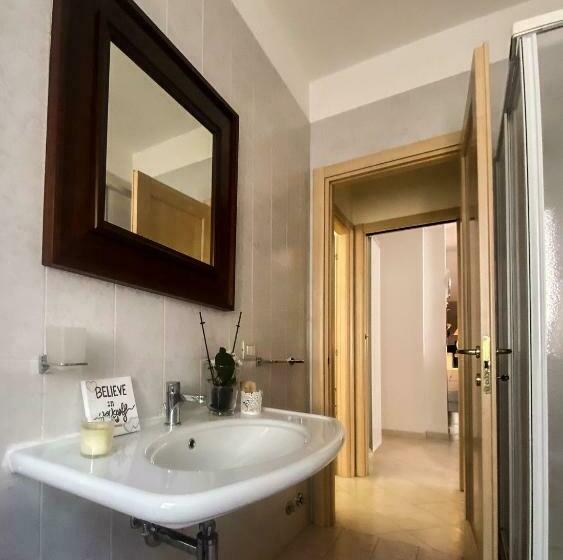 Quarto Estandar com Sacada, Cala Di Rio B&b