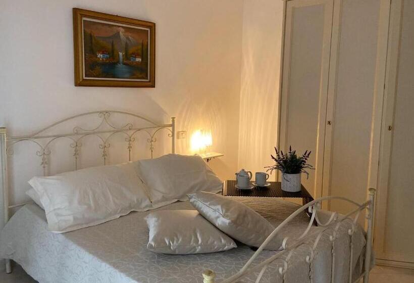 标准间带阳台, Cala Di Rio B&b