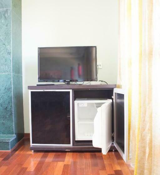 غرفة ديلوكس سرير كينج, Holidays Mirana