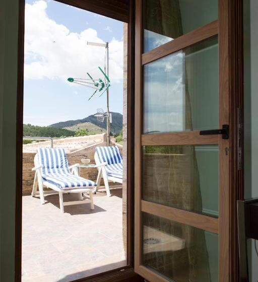 غرفة ديلوكس سرير كينج, Holidays Mirana