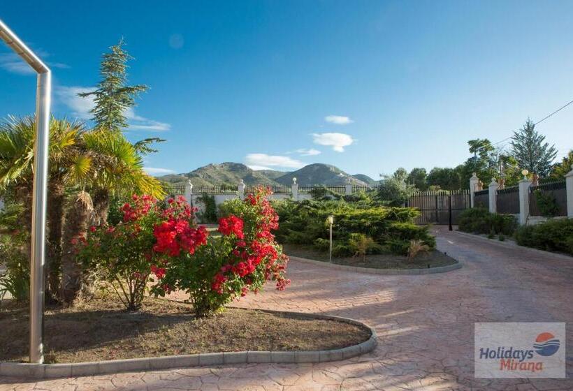 غرفة ديلوكس, Holidays Mirana