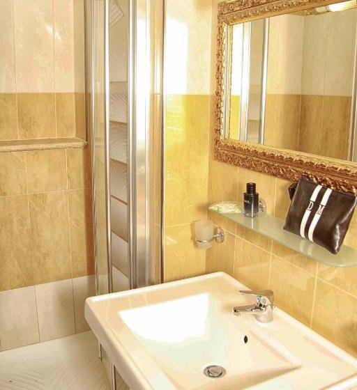 Tengerre néző Standard Stúdió Szoba, Pascià Cappuccini