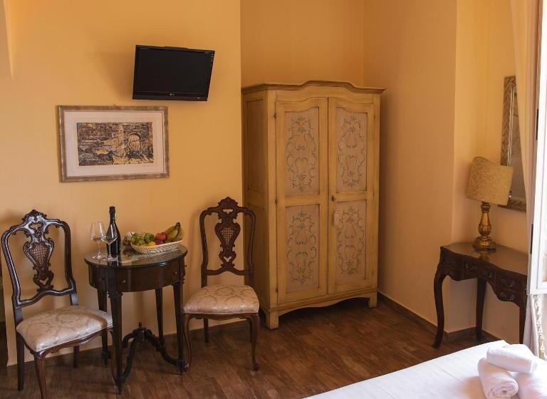 Tengerre néző Standard Stúdió Szoba, Pascià Cappuccini