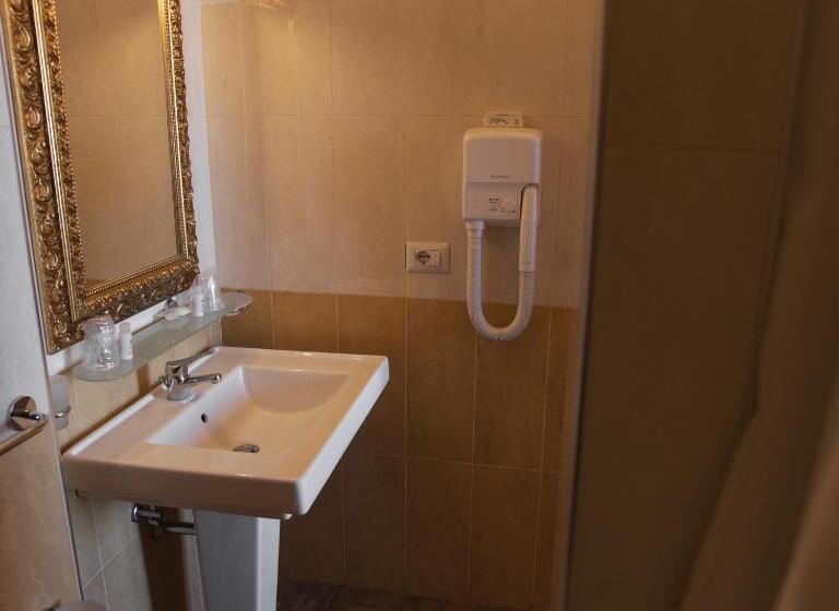 Tengerre néző Standard Stúdió Szoba, Pascià Cappuccini