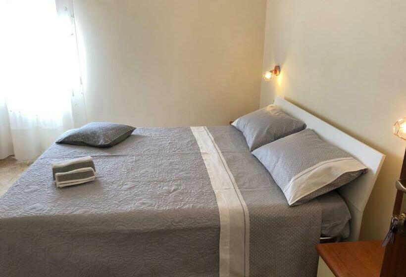 اتاق استاندارد, Daisy