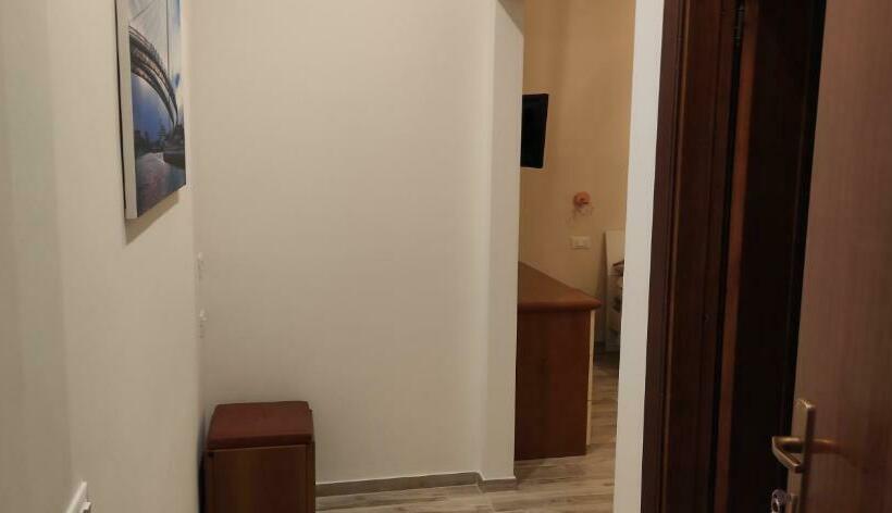 اتاق استاندارد, Daisy