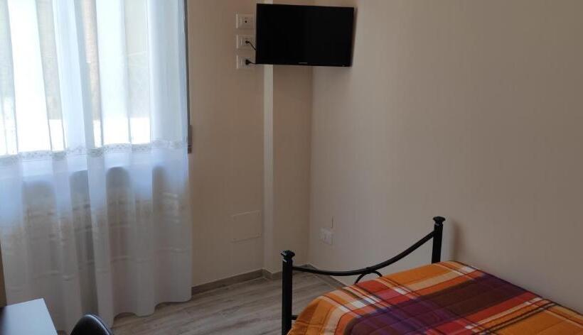 اتاق استاندارد یک نفره, Daisy