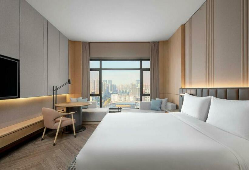 Номер Deluxe Кровать Кинг Вид на Город, Courtyard Taiyuan
