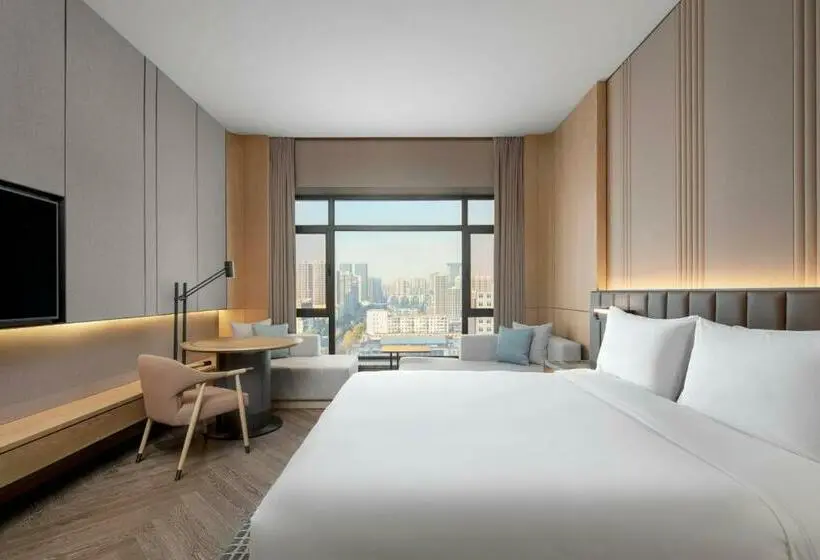 اتاق دلوکس با تخت کینگ و چشم‌انداز شهر, Courtyard Taiyuan