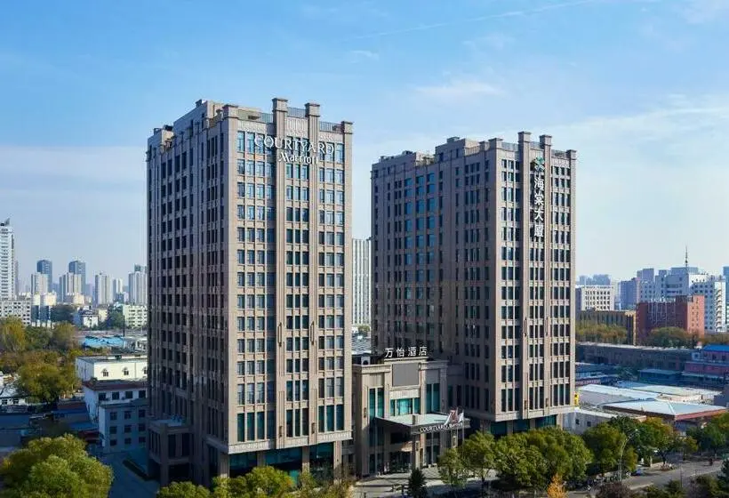 اتاق دلوکس با تخت کینگ و چشم‌انداز شهر, Courtyard Taiyuan