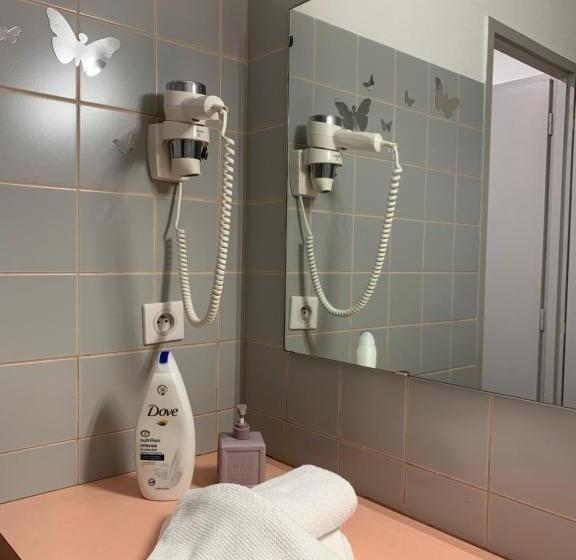 غرفة ديلوكس ثلاثية, L Embleme  Boutique