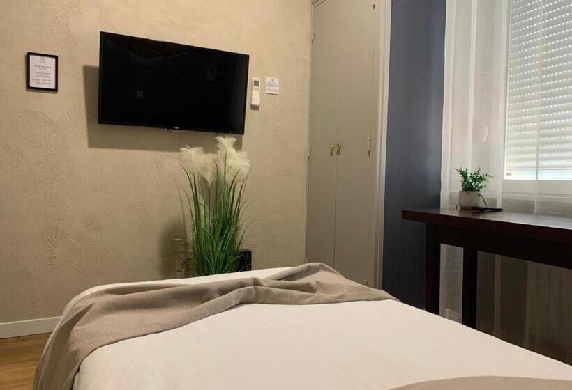 غرفة إقتصادية فردية, L Embleme  Boutique