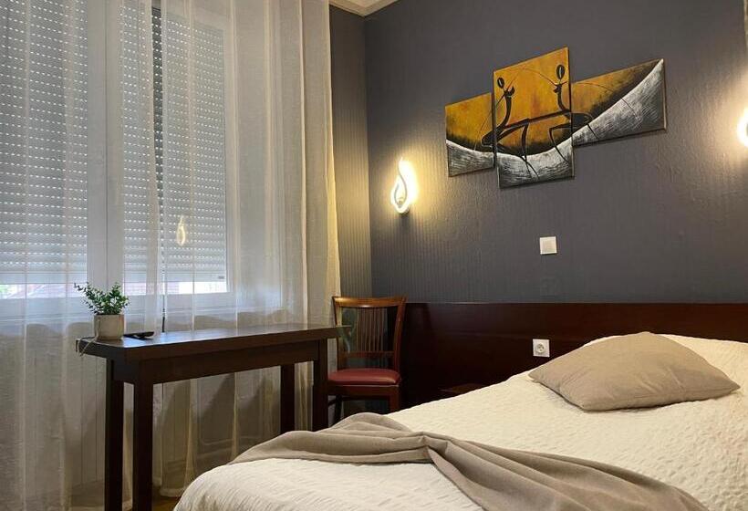 غرفة إقتصادية فردية, L Embleme  Boutique