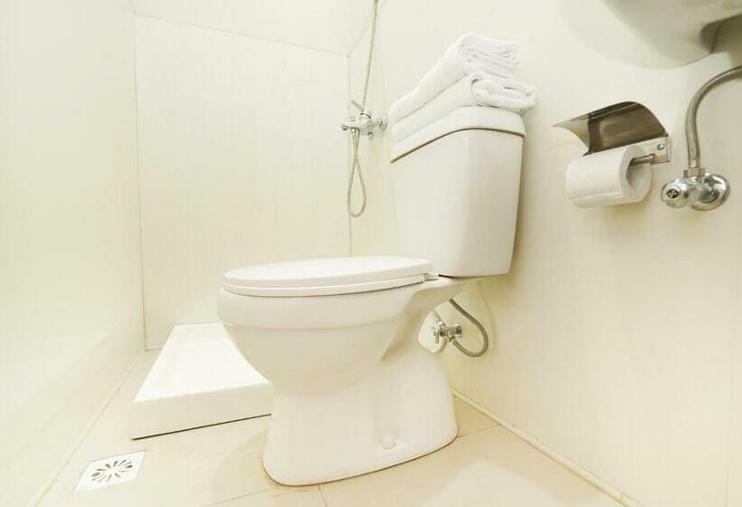 Quarto Estandar, Oyo Flagship 3688 Pot Art