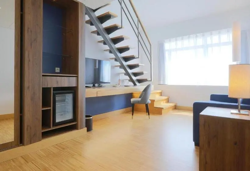 ドゥプレックスルーム, Villa Odon