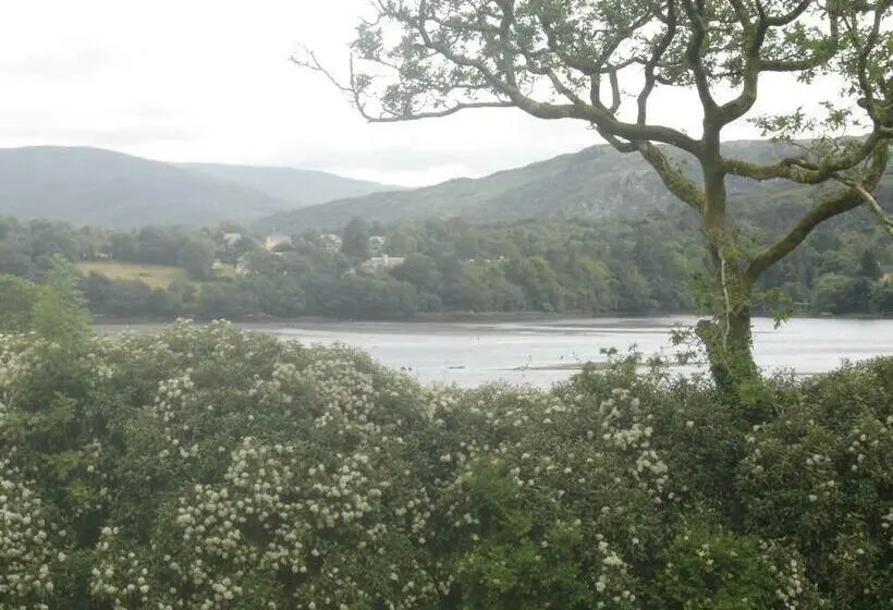 Huoneisto 1 Makuuhuone Merinäkymä, Abbeycourt Kenmare Kerry