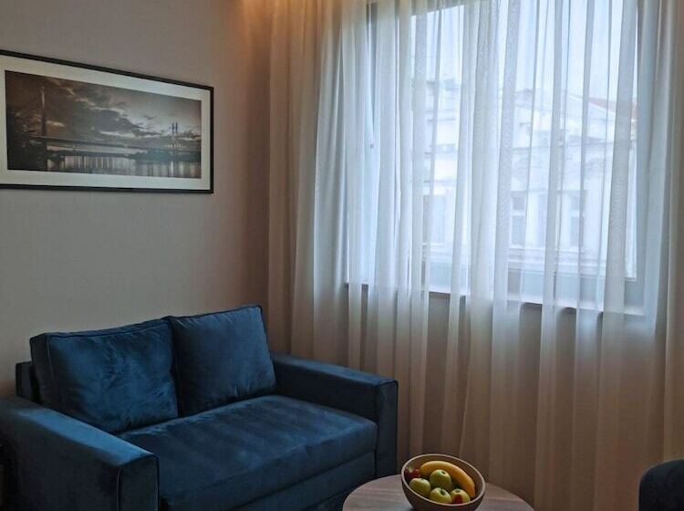 اتاق استاندارد, Central Point Hotel Beograd