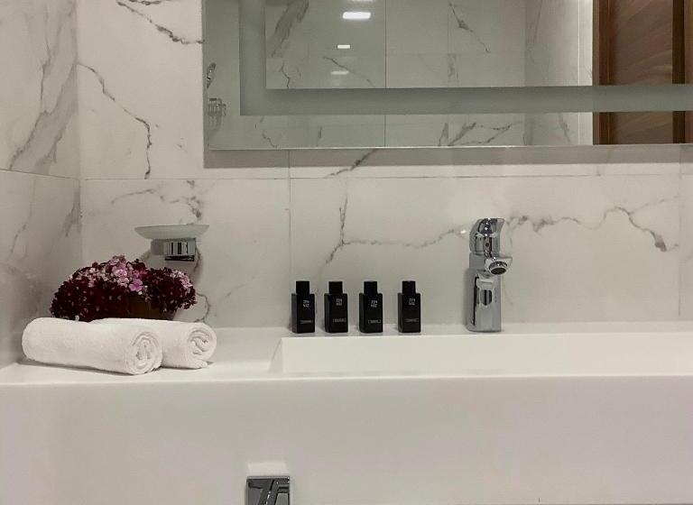 اتاق استاندارد, Central Point Hotel Beograd