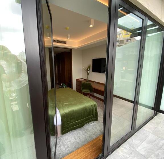 اتاق استاندارد با بالکن, Central Point Hotel Beograd