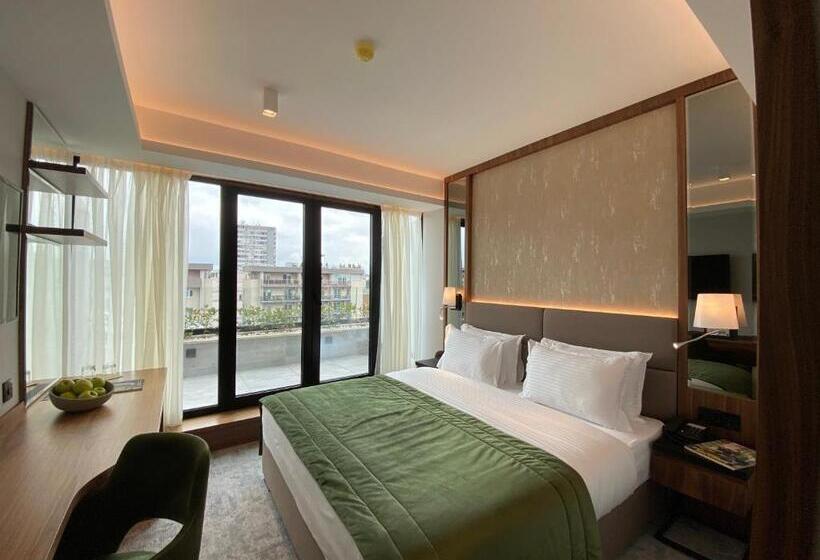 اتاق استاندارد با بالکن, Central Point Hotel Beograd