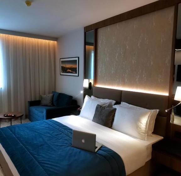 اتاق سوپریور با تخت بزرگ, Central Point Hotel Beograd