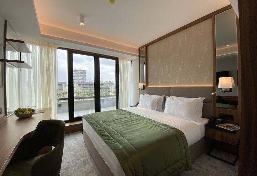 اتاق استاندارد با بالکن, Central Point Hotel Beograd