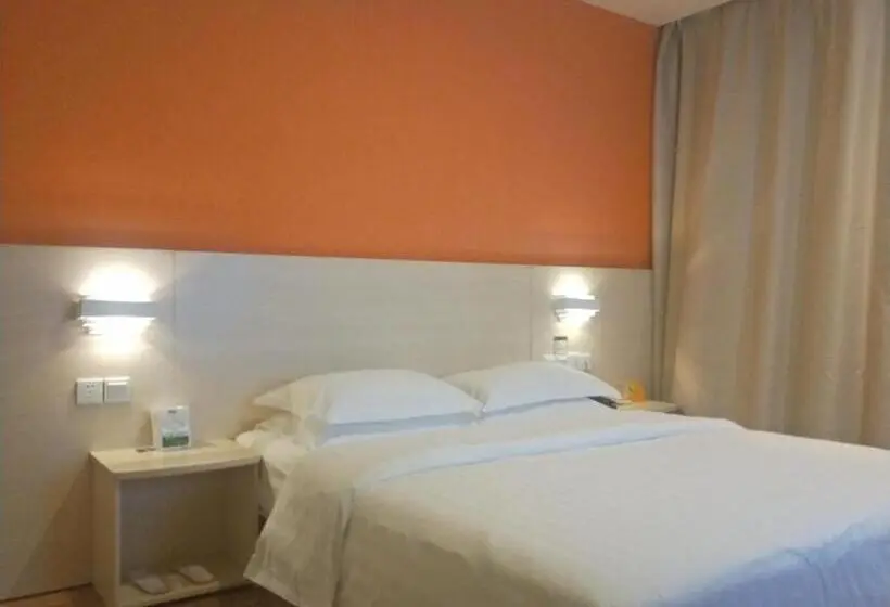 コンフォートルーム, 7days Inn Emeishan Center