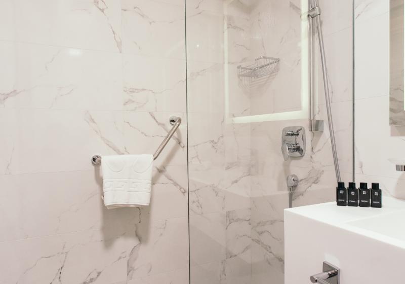 اتاق استاندارد, Central Point Hotel Beograd