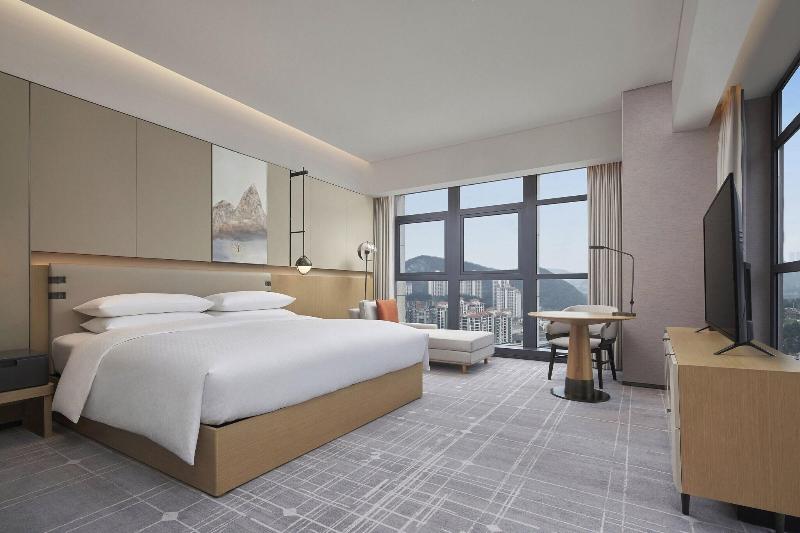Quarto Deluxe Cama King, Four Points By Sheraton Guiyang, Huaxi