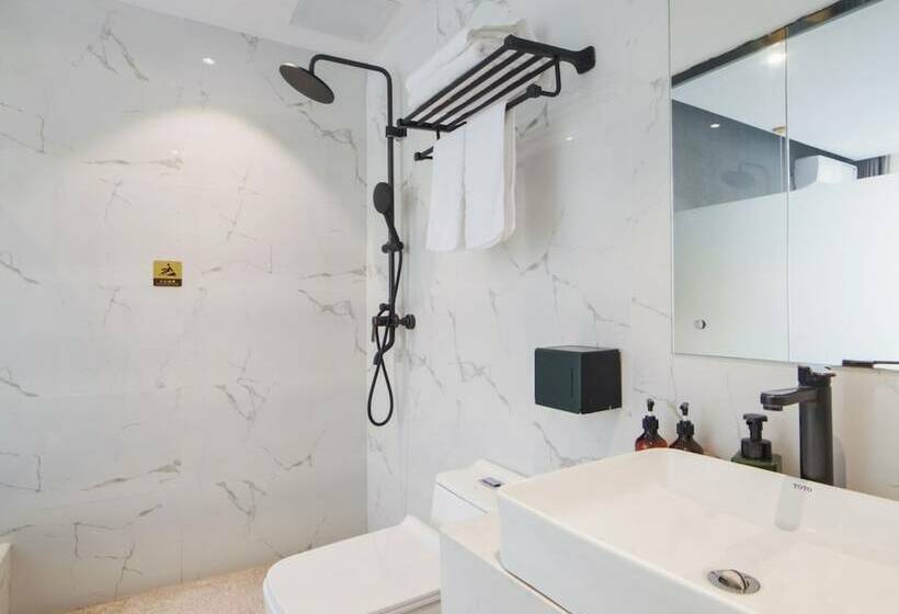 غرفة قياسية, Xiamen Qingyi