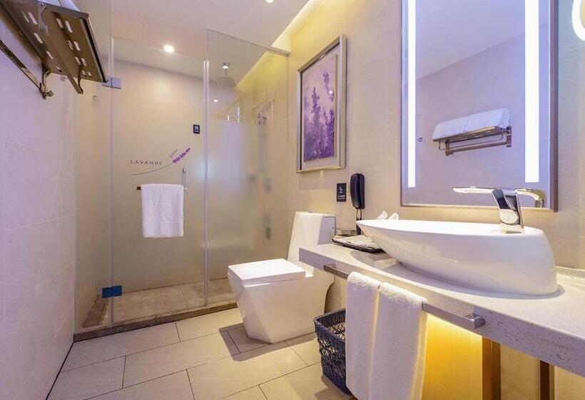 キングサイズベッドのデラックスルーム, Lavande Hotel Chongqing Jiangbei Intemational Airport Teminal T3 Shop