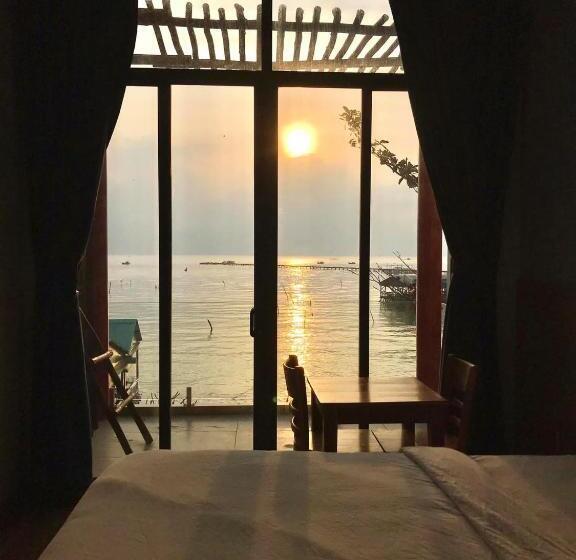 اتاق استاندارد با چشم‌انداز دریا, Aurora Beach House