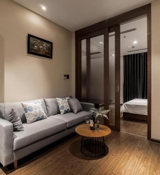 غرفة قياسية مزوَّدة بشُرفة, Dhts Business Hotel & Apartment