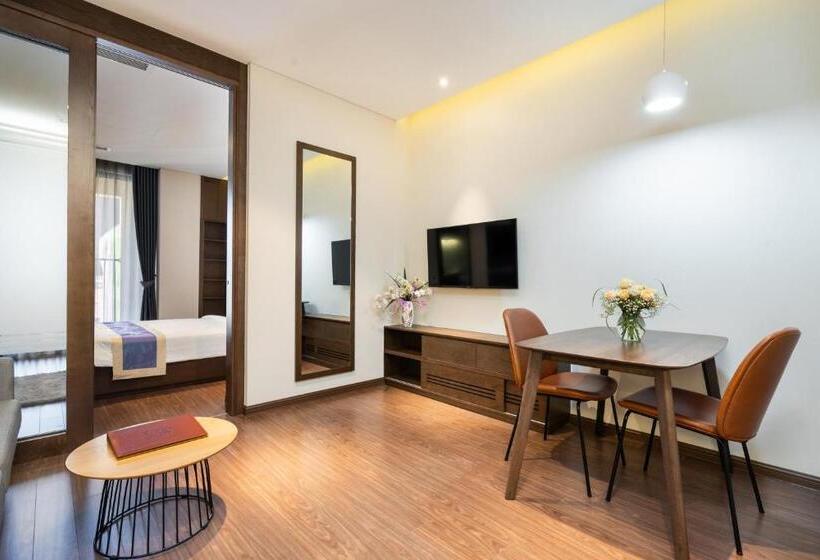 غرفة قياسية مزوَّدة بشُرفة, Dhts Business Hotel & Apartment