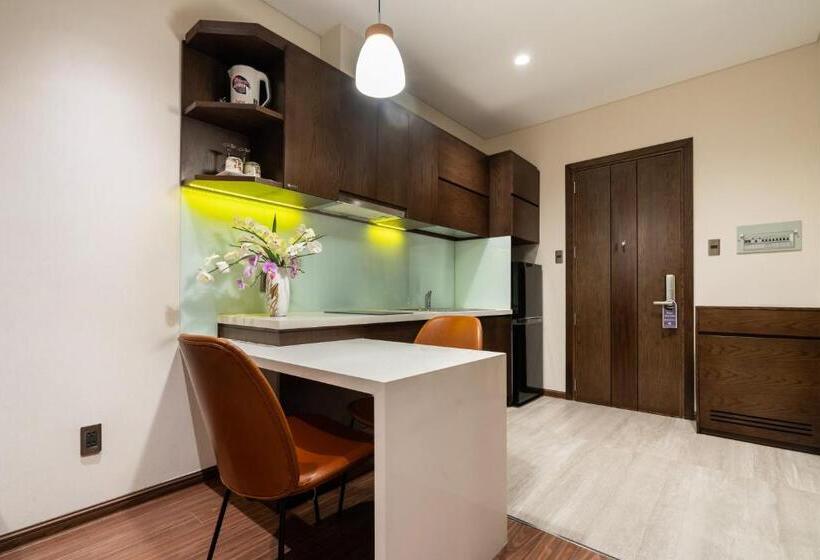 جناح جونيور عائلى, Dhts Business Hotel & Apartment