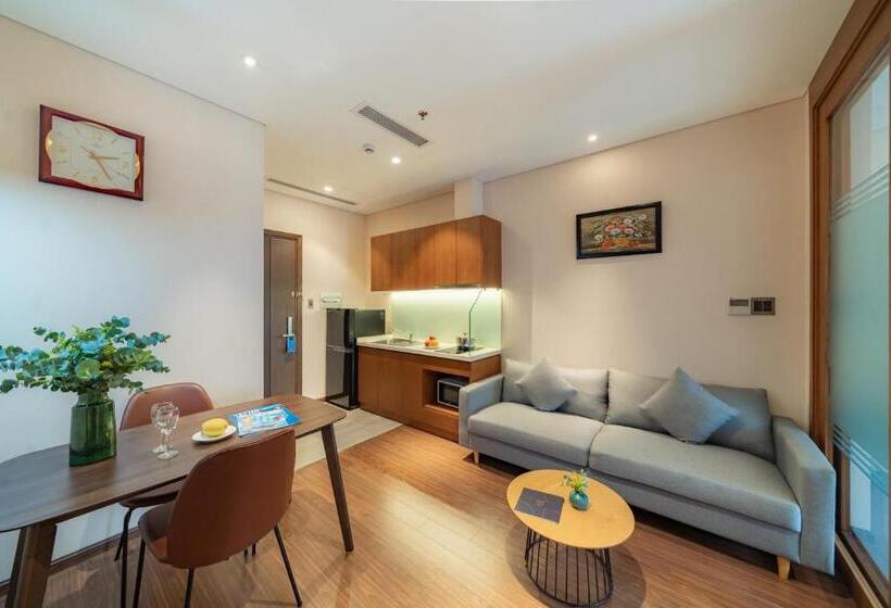 غرفة قياسية مزوَّدة بشُرفة, Dhts Business Hotel & Apartment